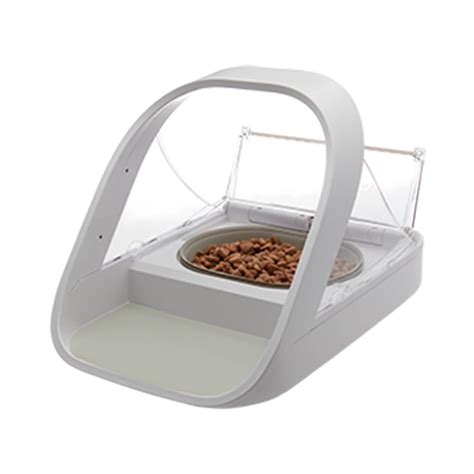 microchip activated pet feeder